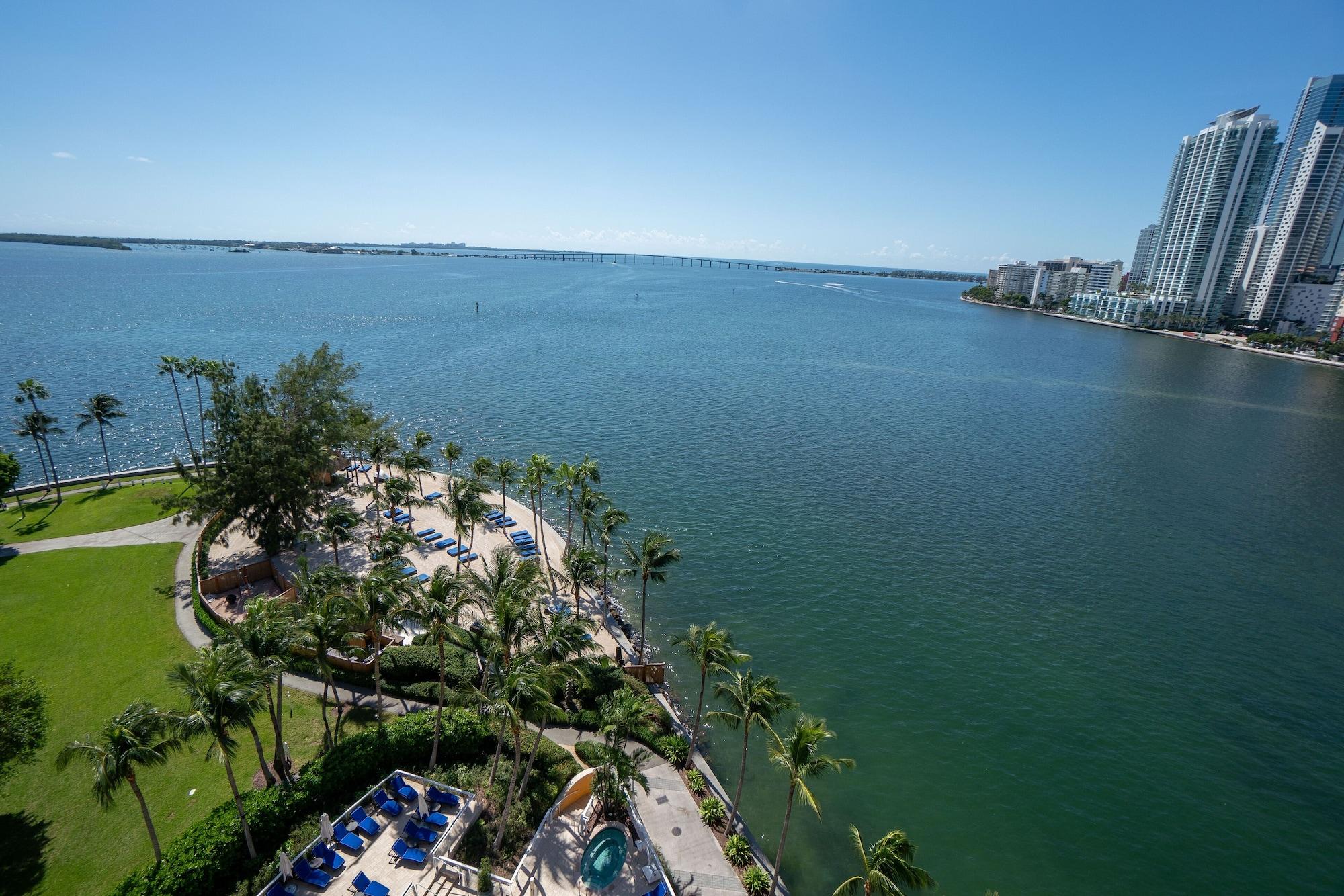 Mandarin Oriental, Miami Hotel Exterior foto