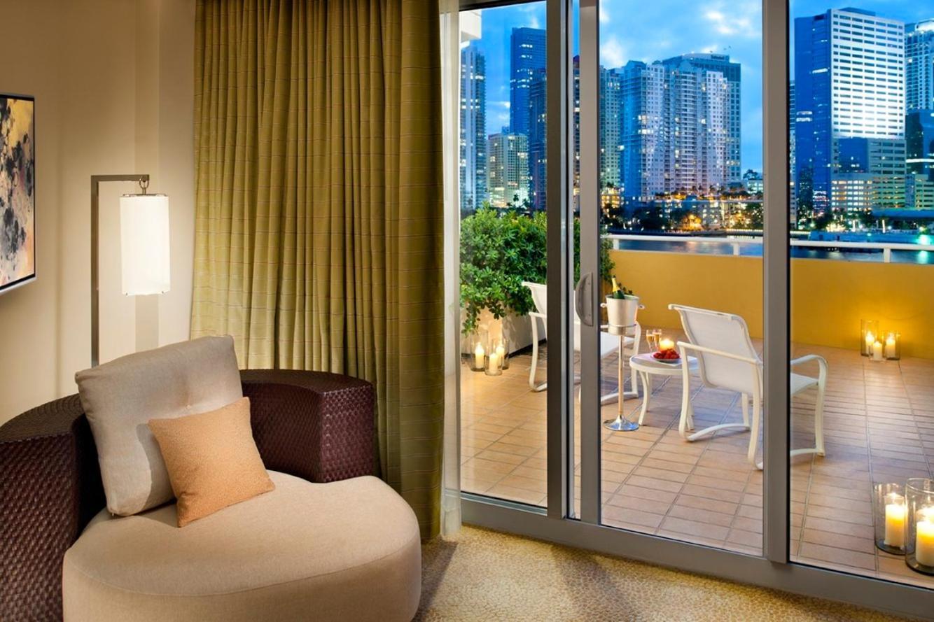 Mandarin Oriental, Miami Hotel Exterior foto